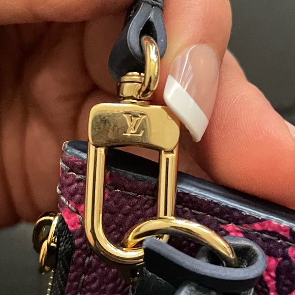 Louis Vuitton Midnight Neverfull Pouch Wristlet - Picture 7 of 15